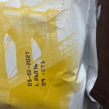 Küflenmiş Bisküvi Satın Alındı: Sağlık Riski Ve Değişim Talebi