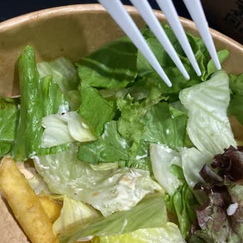 Saç Teli Çıkan Köfteli Salata Ve Denetim Talebi