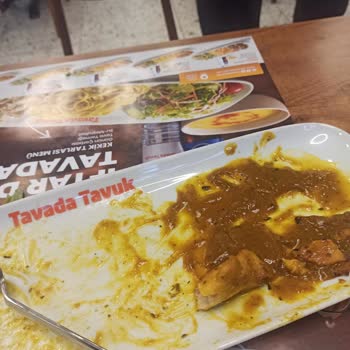 Tavuk Yemeği Ve Sosu Kötü, Şikayet Ciddiye Alınmadı