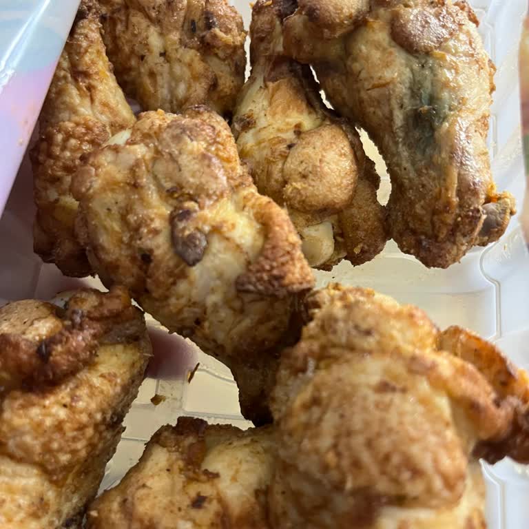 BİM Markette Satılan Gediz Kanatlarda Renkli Lekeler Ve Tüylü Görünüm Sağlık Riski