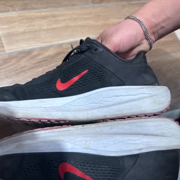 FLO’da İki Yıllık Garanti İhlali, Ayakkabım Yırtıldı Ve Yardım Sunulmadı