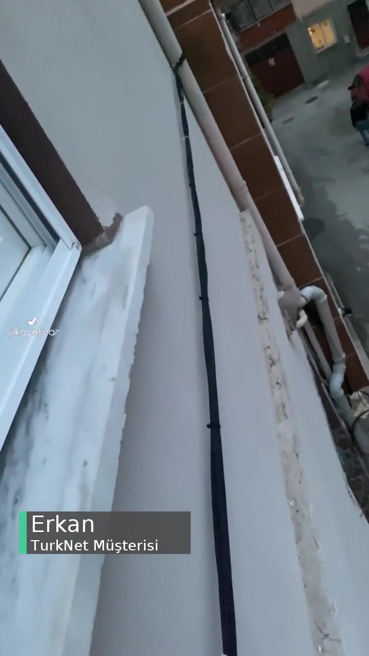 TurkNet Kabloların Çirkin Görüntüsü videonun kapak resmi