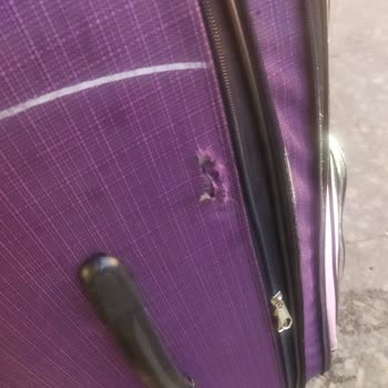 Valizim Yırtıldı, Muavinin Saygısız Tutumu Pamukkale Turizm'e Tazminat Talebi