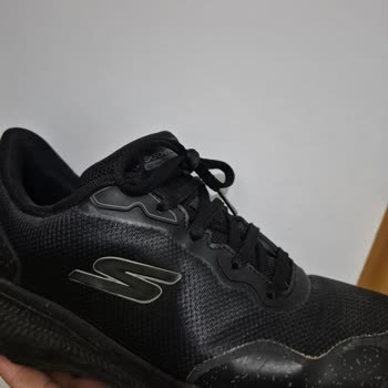 Skechers Ayakkabılarda Tekrarlanan İç Astar Yırtılması Ve Taban Çökmesi, Kullanıcı Hatası İddiası