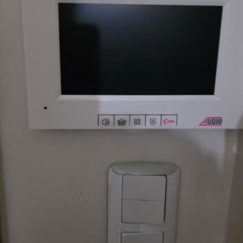 Audio Elektronik Ne Herhangi Bir Geri Dönüş Yapıldı Ne De Sorunumuzla İlgilenen Oldu