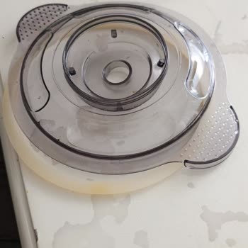 Kapak Bulaşık Makinesinde Yıkanınca Kullanılamaz Hale Geldi, Yedek Parça Yok