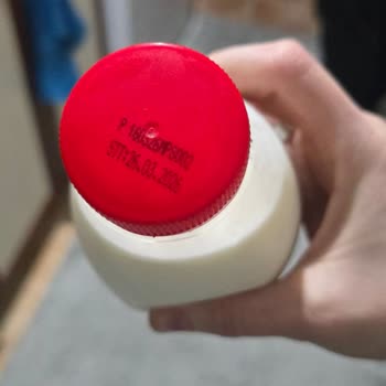 BİM Şubesinde Son Kullanma Tarihi Geçmemiş Sütlerin Bozulması Ve İade Reddi