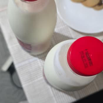 BİM Şubesinde Son Kullanma Tarihi Geçmemiş Sütlerin Bozulması Ve İade Reddi