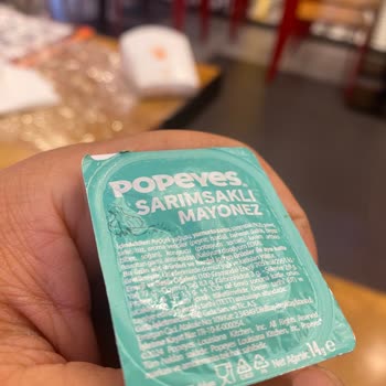 Popeyes Bozuk Tavuk, Sıcak Mayonez Ve Eksik Buz Makinesi Sorunları