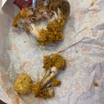 Popeyes Bozuk Tavuk, Sıcak Mayonez Ve Eksik Buz Makinesi Sorunları