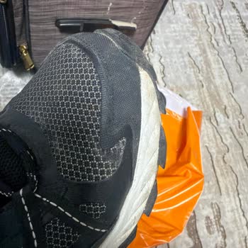 Skechers Ayakkabısında Erken Yırtılma Ve İade Talebi
