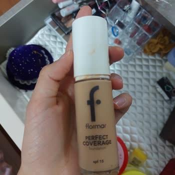 Flormar Perfect Coverage Fondöteni Cildimde Şiddetli Sivilcelenmeye Sebep Oldu