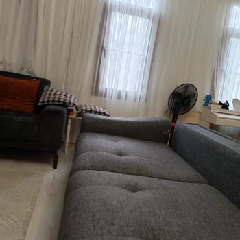 Kelebek Mobilya Üçlü Koltukta Çökme Ve Ücretsiz Değişim Talebi