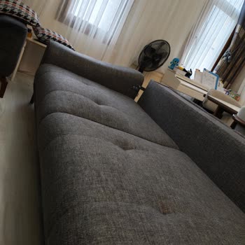 Kelebek Mobilya Üçlü Koltukta Çökme Ve Ücretsiz Değişim Talebi