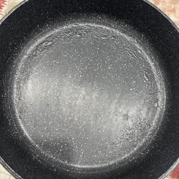 Korkmaz Pilav Tenceresinin İç Yüzeyinde Sorunlar Oluşması