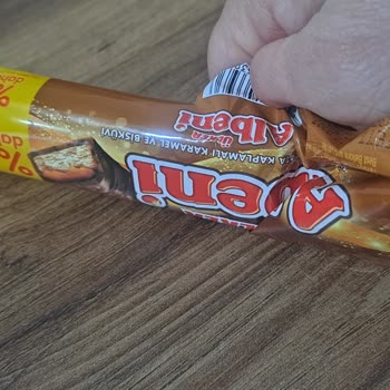 Ülker Albeni Ürünün İçinde Saç Teli Bulunması Ve Hijyen Şikayeti