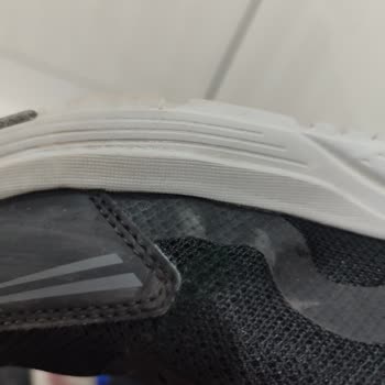 Siyah Kinetix Ayakkabıda Üretim Hatası Reddi Ve Fiziksel İnceleme Talebi