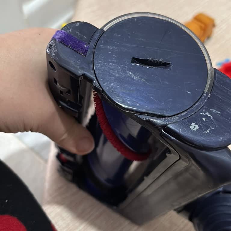 Dyson Gen5 Motorbar Temizleme Başlığının Kapağı Açılmıyor, Garanti Dışı Tutulması Kabul Edilemez