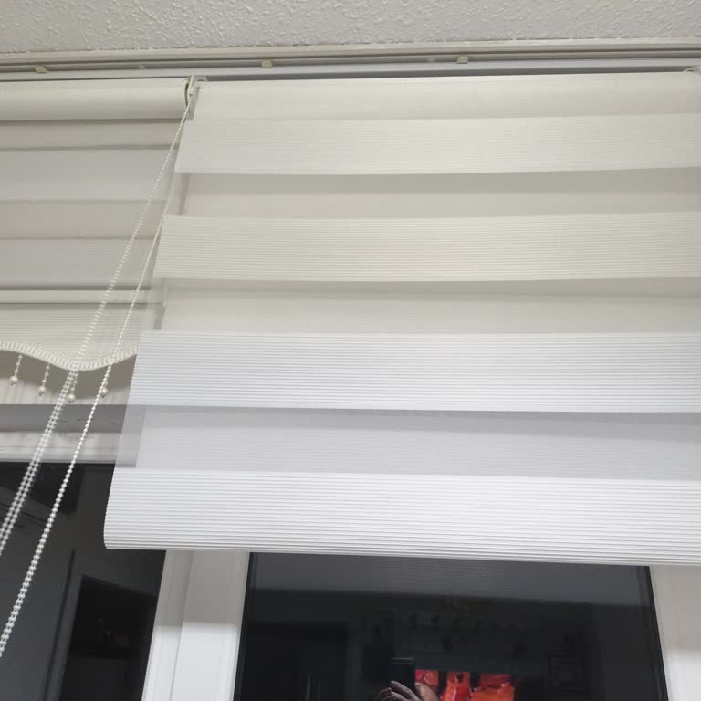 Eksik Halı Ve Bozuk Perde Teslimatı