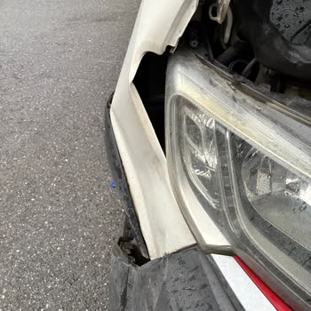 Sağ Çamurluk Parçasının Teslim Edilmemesi Ve 30 Günlük İş Kaybı