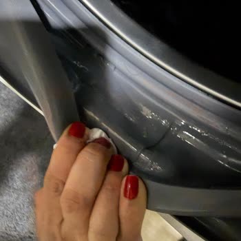 Deterjan Kapsülleri Erimedi, Çamaşırda Kalıntı Ve Ücret İadesi Talebi