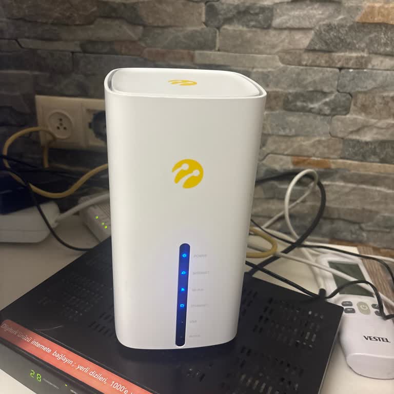 İnternet Hızında Sürekli Yavaşlama Ve Modem Değişimi Sonrası Kesinti