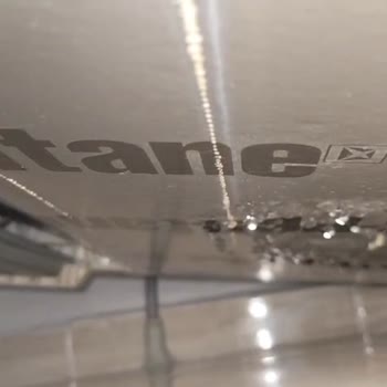 Buzdolabım Altından Su Akıtıyor, Kapağı Göçük Ve Servis Gecikti