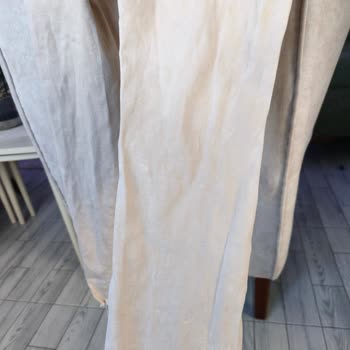 Ayıplı Pantolon: Çıkarılamayan Lekeler Ve Renk Değişimi