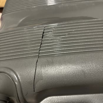 Pegasus Uçuşunda Kırılan Pierre Cardin Bavulun Değeri İadesi Talebi