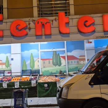 Zeytinburnu Yeşiltepe Happy Center'da Kasada Saygısız Davranış Ve Umursamaz Personel Tepkisi