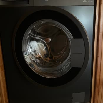 Sıkma Esnasında Gürültülü Çamaşır Makinesi Çözülmeyen Servis Ve Değişim Talebi