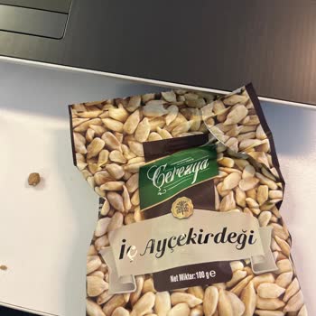 İç Ay Çekirdeğinde Sert Yabancı Madde Diş Kırılmasına Yol Açtı