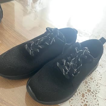 Sert Arka Kısım Yaranın Ve Ağrının Nedeniyle Ayakkabı İadesi Talebi