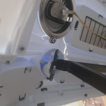 Üç Kez Hasarlı Ürün Teslimatı Ve Yetersiz Müşteri Desteği