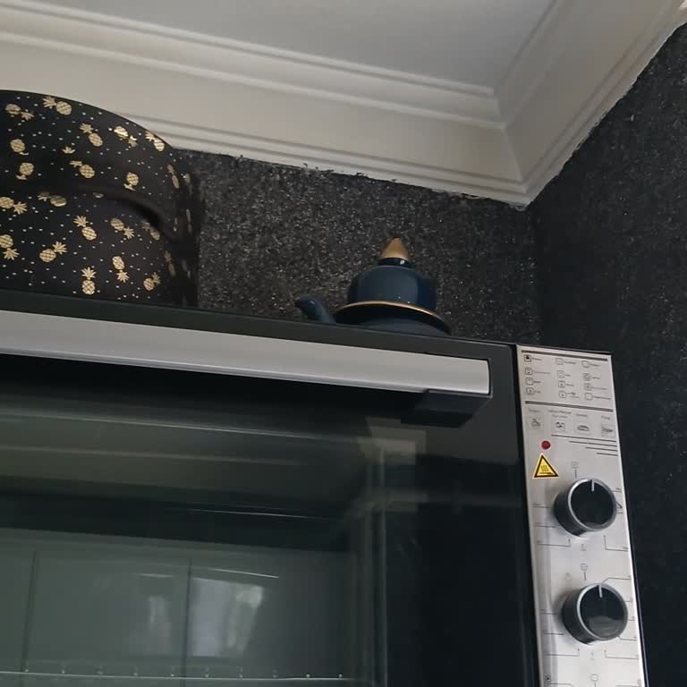 Garanti Kapsamındaki Arızalı Fırın Çalışmıyor Ve Servis Yanıt Vermiyor