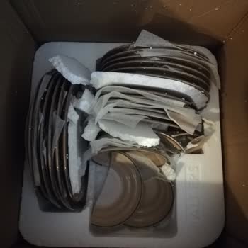 Kırık Tabaklar, Cevapsız Müşteri Hizmeti Ve Uzun Bekleme Süreci