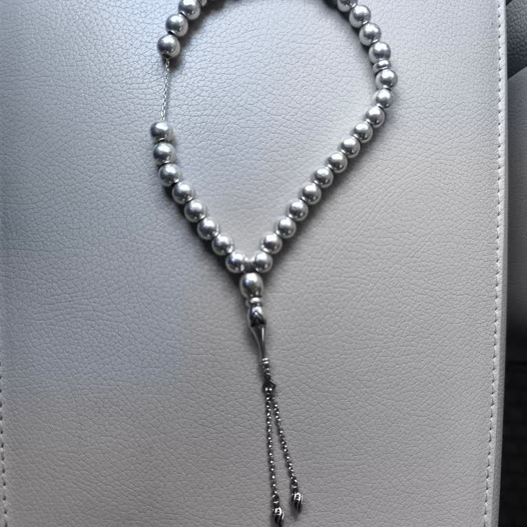 Tesbihim İki Kez Koptu, Son Tamirde Orijinal Olmayan Püskül Ve Umursamaz Servis