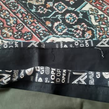 Yanlış Beden Ve Ayıplı Pantolonlar İçin İade Ve Tam Geri Ödeme Talebi