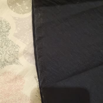 Minik Terzi’den Gelen Kirli Elbiseler Kalite Kontrolü İhmal Edildi