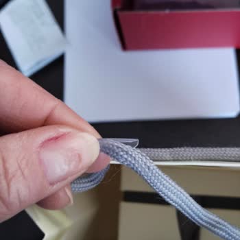 So Chic'ten Gelen Siparişte Kalitesiz Ambalaj Ve Yırtık Kağıt