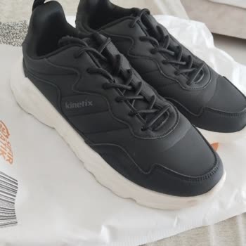 Sert Tabanlı Kinetix Ayakkabı Ağrısı Ve Değişim Talebi