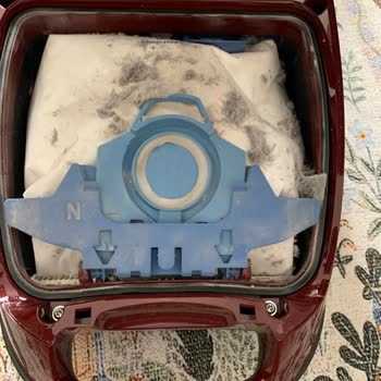 Miele Süpürge Toz Kaçırıyor Ve Servis Sorunu Çözmüyor