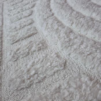 Üç Halı Kısa Sürede Yapıştı, Satıcı Sorumluluk Reddi