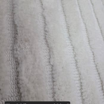 Üç Halı Kısa Sürede Yapıştı, Satıcı Sorumluluk Reddi