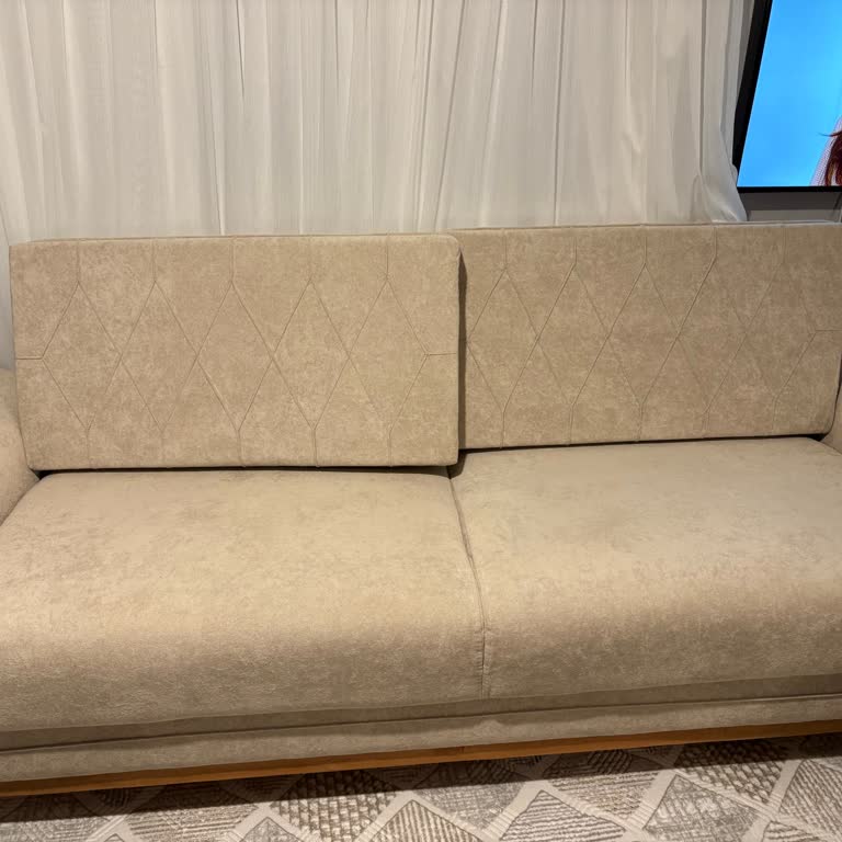 Koltukta Yanlış Parçalar Ve Büyük Sırt Yastıkları İçin Ücretsiz Düzeltme Talebi