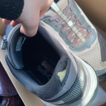 Ayakkabının Erken Deformasyonu Ve Mağaza İlgisizliği