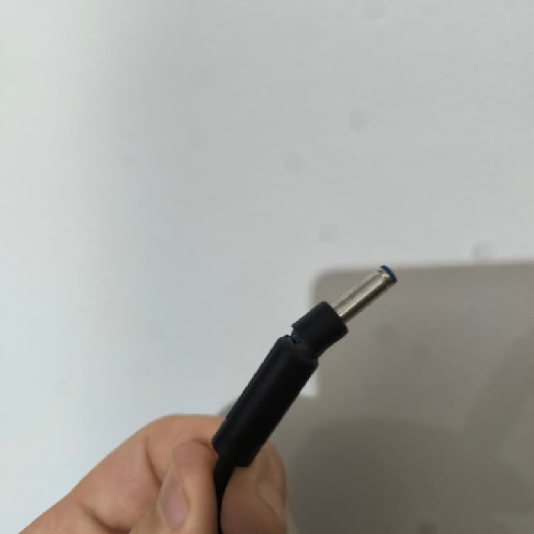 Grundig Şarj Uçunun Kırılması Ve Garanti Reddi Mağduriyeti