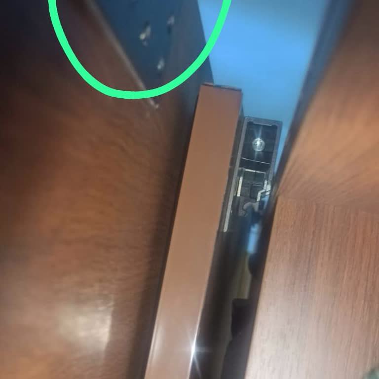 Kırılan Gardırop Ve 7.500 TL'lik Fahiş Onarım Masrafı