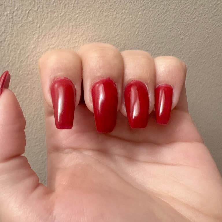 White Nail House’ta 750 TL’lik Manikür Ve Tırnak İşleminde Kalitesiz Sonuç Ve Cevapsızlık