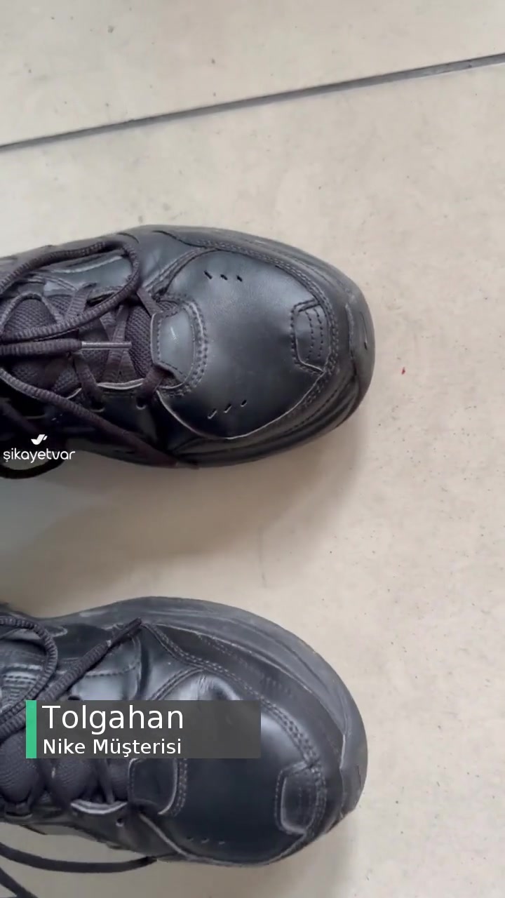 Nike Ayakkabının Ses Çıkarması videonun kapak resmi